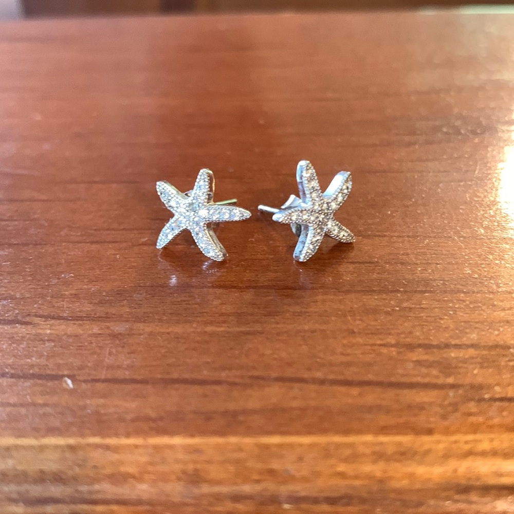 Starfish earrings